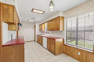 3805 Sunhill Dr, Greenville, TX 75402 - Photo 13