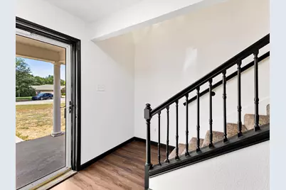 6437 Henco Drive, Fort Worth, TX 76119 - Photo 3