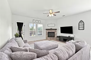 420 Wrangler Wy, Waxahachie, TX 75167 - Photo 5