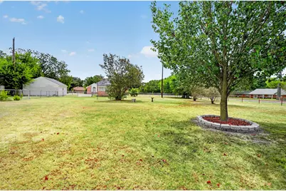 1022 Robin Road, Oak Ridge, TX 75161 - Photo 25
