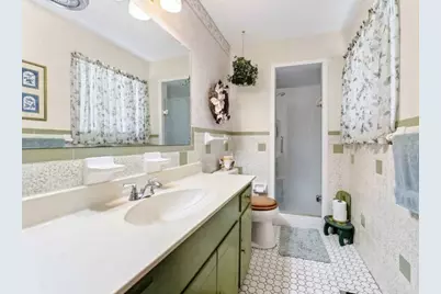 1022 Robin Road, Oak Ridge, TX 75161 - Photo 17