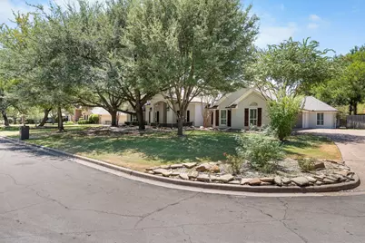 367 Elm Grove Circle, Waco, TX 76657 - Photo 3