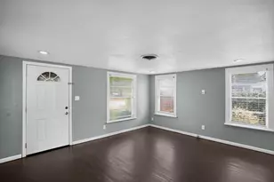 2811 Springdale Rd, Fort Worth, TX 76111 - Photo 5