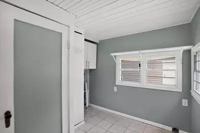 2811 Springdale Road, Fort Worth, TX 76111 - Photo 11
