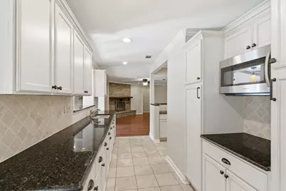1760 Acorn Lane, Hurst, TX 76054 - Photo 11
