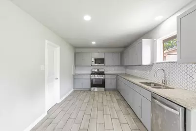 13634 Pyramid Drive, Farmers Branch, TX 75234 - Photo 13