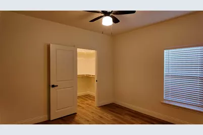 5407 Terry Street, Dallas, TX 75223 - Photo 15