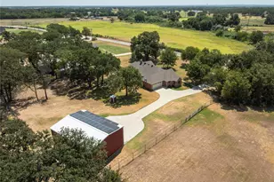 448 Co Rd 3690, Boyd, TX 76023 - Photo 9