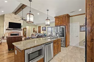 448 Co Rd 3690, Boyd, TX 76023 - Photo 17