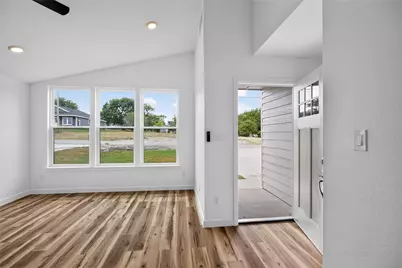 104 E Miller Street, Whitewright, TX 75491 - Photo 7