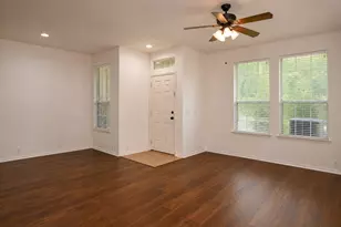 2219 Glacier Park Ln, Grand Prairie, TX 75050 - Photo 7
