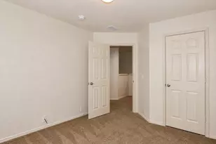 2219 Glacier Park Ln, Grand Prairie, TX 75050 - Photo 25