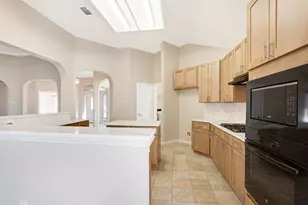 517 Quick Silver Dr, DeSoto, TX 75115 - Photo 11