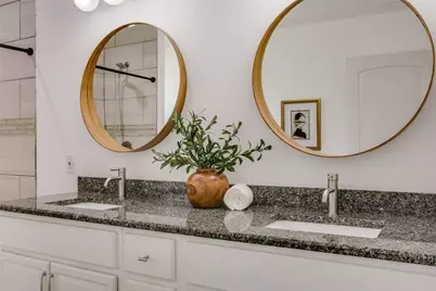1436 S Marlborough Avenue, Dallas, TX 75208 - Photo 31