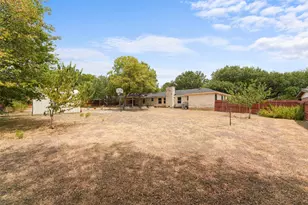 223 N Crest St, Lancaster, TX 75146 - Photo 27