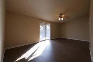 2702 Shawn Dr, Denison, TX 75020 - Photo 3