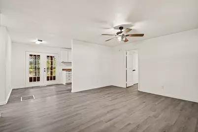 4305 Lucero Drive, Granbury, TX 76048 - Photo 5