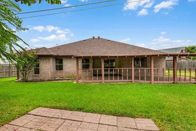 5748 Caracas Drive, North Richland Hills, TX 76180 - Photo 35