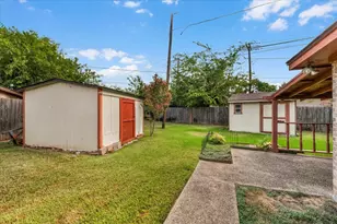 5748 Caracas Dr, North Richland Hills, TX 76180 - Photo 33