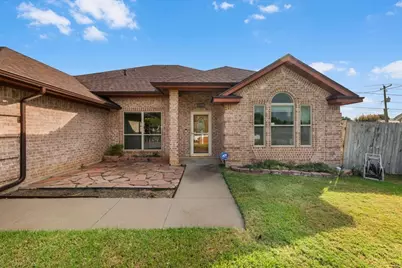 5748 Caracas Drive, North Richland Hills, TX 76180 - Photo 3
