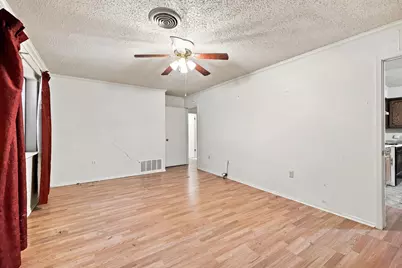 503 N College Street, Whitesboro, TX 76273 - Photo 7