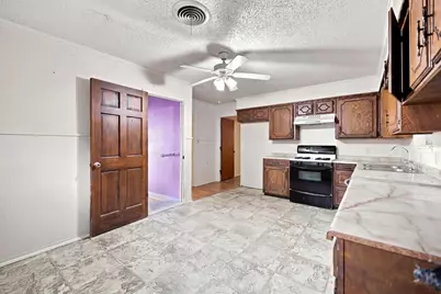 503 N College Street, Whitesboro, TX 76273 - Photo 13