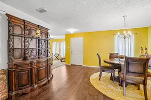 659 Pondview Dr, Cedar Hill, TX 75104 - Photo 7