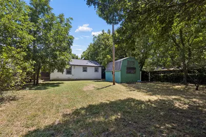 113 W Avenue E, Garland, TX 75040 - Photo 15