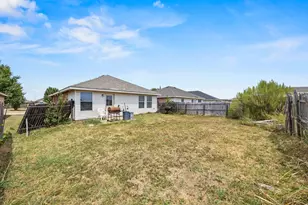 1344 Castle Ridge Rd, Fort Worth, TX 76140 - Photo 25