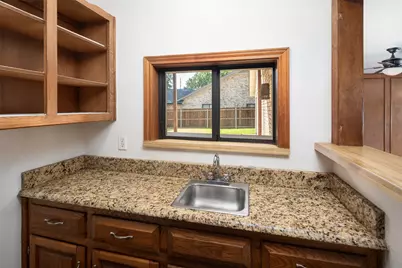 2621 Country Club Parkway, Garland, TX 75043 - Photo 21
