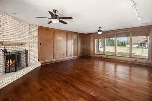 2621 Country Club Pkwy, Garland, TX 75043 - Photo 11