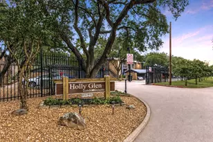 7525 Holly Hill Dr, Dallas, TX 75231 - Photo 23