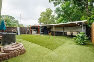 1735 McBroom St, Dallas, TX 75212 - Photo 19