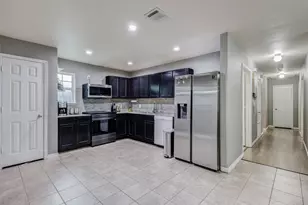 1735 McBroom St, Dallas, TX 75212 - Photo 15