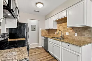 2240 Tarpley Rd, Carrollton, TX 75006 - Photo 13