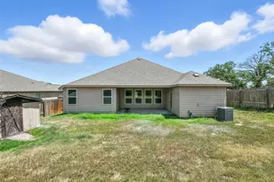 2401 Fall Leaf Ct, Denton, TX 76209 - Photo 17