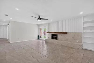 6301 Wheaton Drive, Fort Worth, TX 76133 - Photo 7