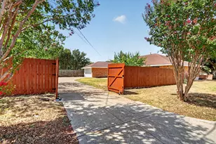 6301 Wheaton Dr, Fort Worth, TX 76133 - Photo 37