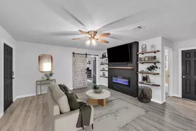 211 W Stegall Drive, Robinson, TX 76706 - Photo 5