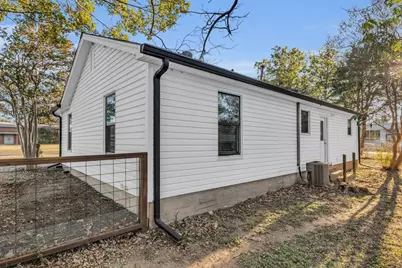 211 W Stegall Drive, Robinson, TX 76706 - Photo 27