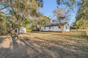 211 W Stegall Dr, Robinson, TX 76706 - Photo 25