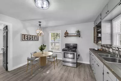 211 W Stegall Drive, Robinson, TX 76706 - Photo 9