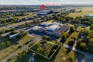 211 W Stegall Dr, Robinson, TX 76706 - Photo 29