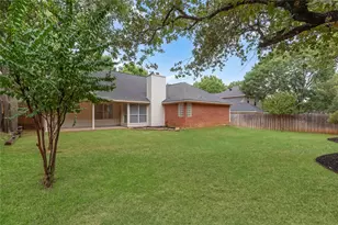 633 Cardinal Ridge Rd, Burleson, TX 76028 - Photo 23