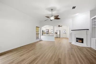 10232 Ash Creek Lane, Fort Worth, TX 76177 - Photo 5