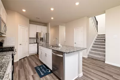 6017 Pathfinder Trail, Fort Worth, TX 76179 - Photo 3