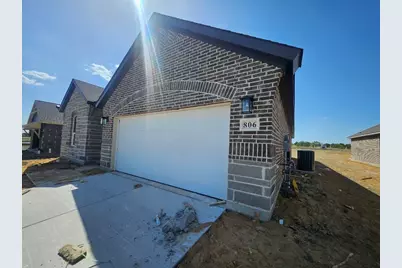 806 Silverleaf Drive, Ennis, TX 75119 - Photo 3
