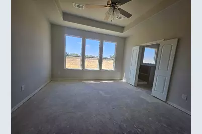 806 Silverleaf Drive, Ennis, TX 75119 - Photo 9