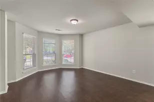 7100 Livingston Dr, Denton, TX 76210 - Photo 5