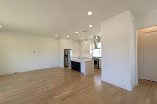 2723 Kimsey Dr, Dallas, TX 75235 - Photo 9